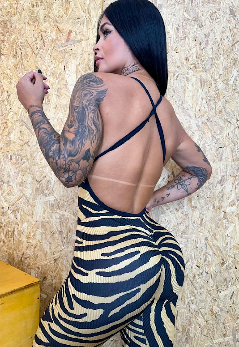 Be Fit Gold and Black Zebra Ribbed Scrunch Butt Jump Suit - Image 2